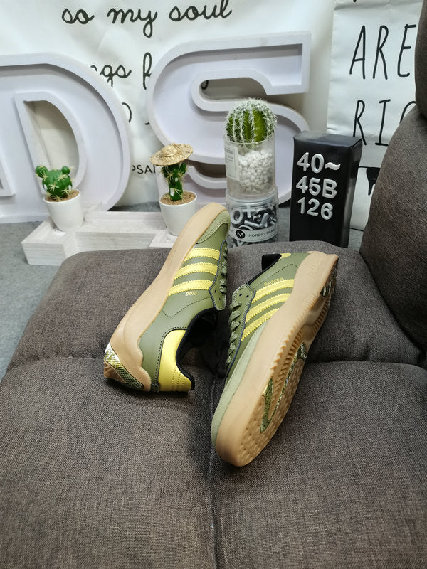 Adidas Samba Castanho