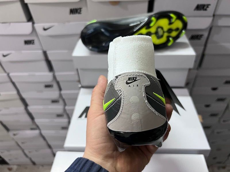 Nike Air Zoom Mercurial Superfly 10 Air Max 95 Elite