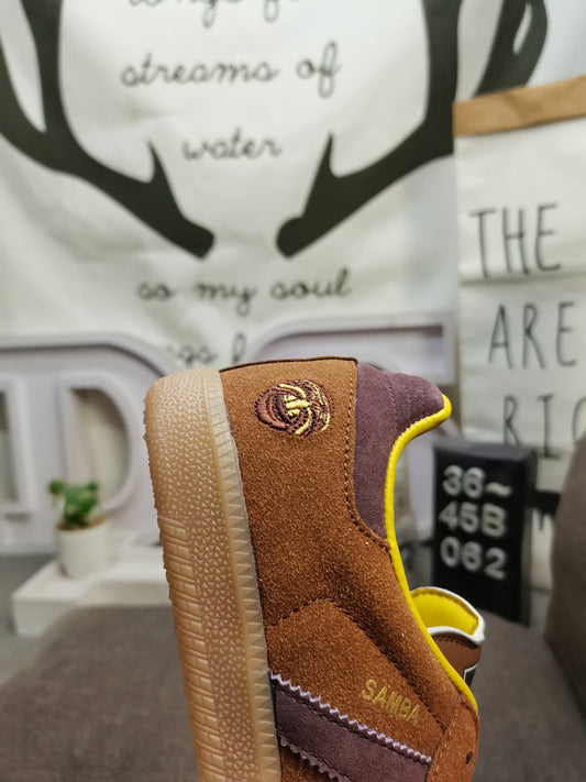 Adidas Samba Castanho