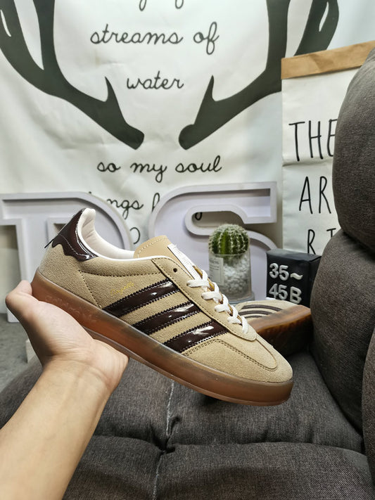 Adidas Gazelle Castanho