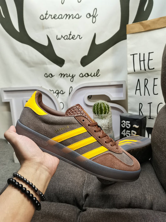 Adidas Gazelle Castanho
