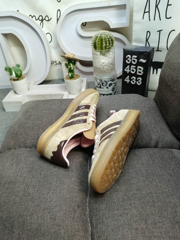 Adidas Gazelle Castanho