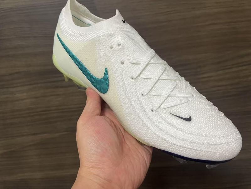 Nike Phantom Luna Elite TF Branco
