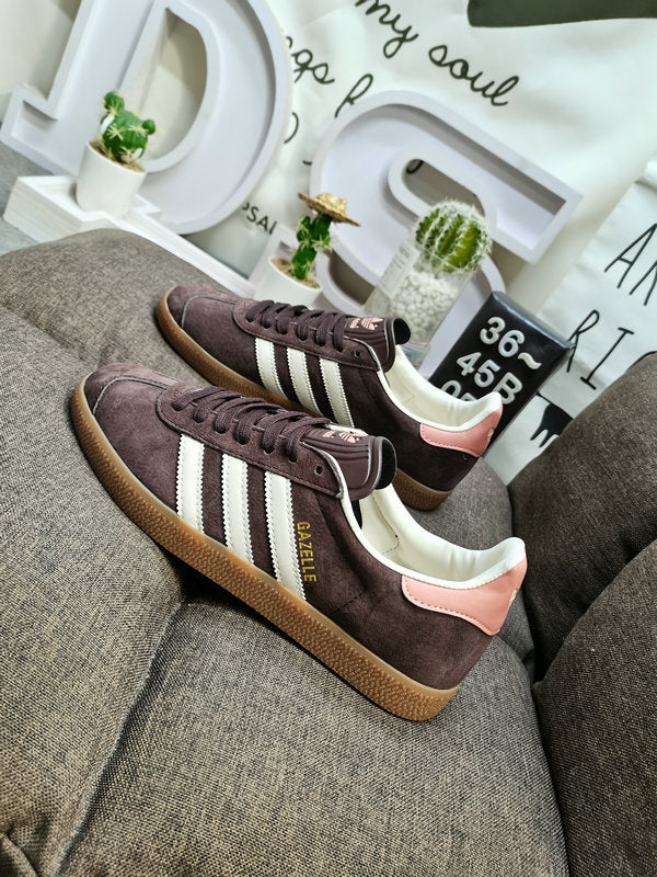 Adidas Gazelle Castanho
