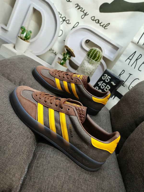 Adidas Gazelle Castanho