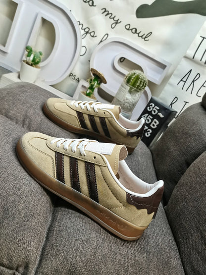 Adidas Gazelle Castanho