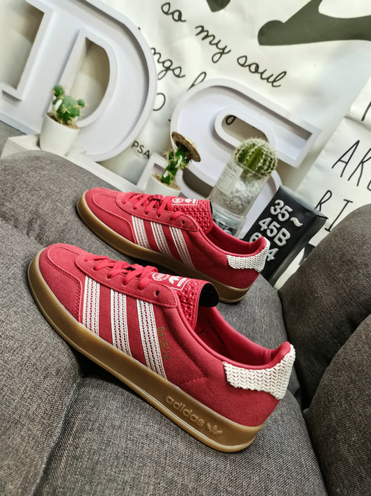 Adidas Gazelle Vermelho